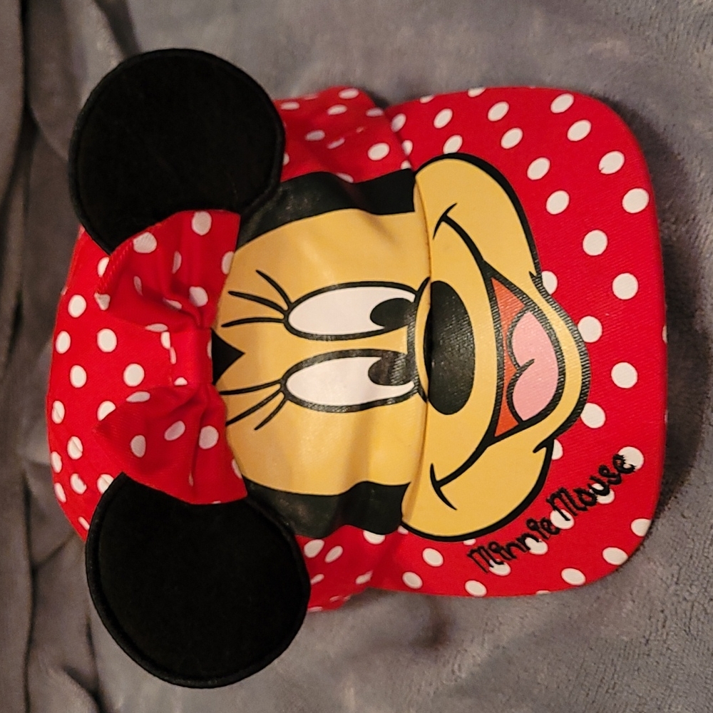 Disney Minnie Mouse girls hat like new